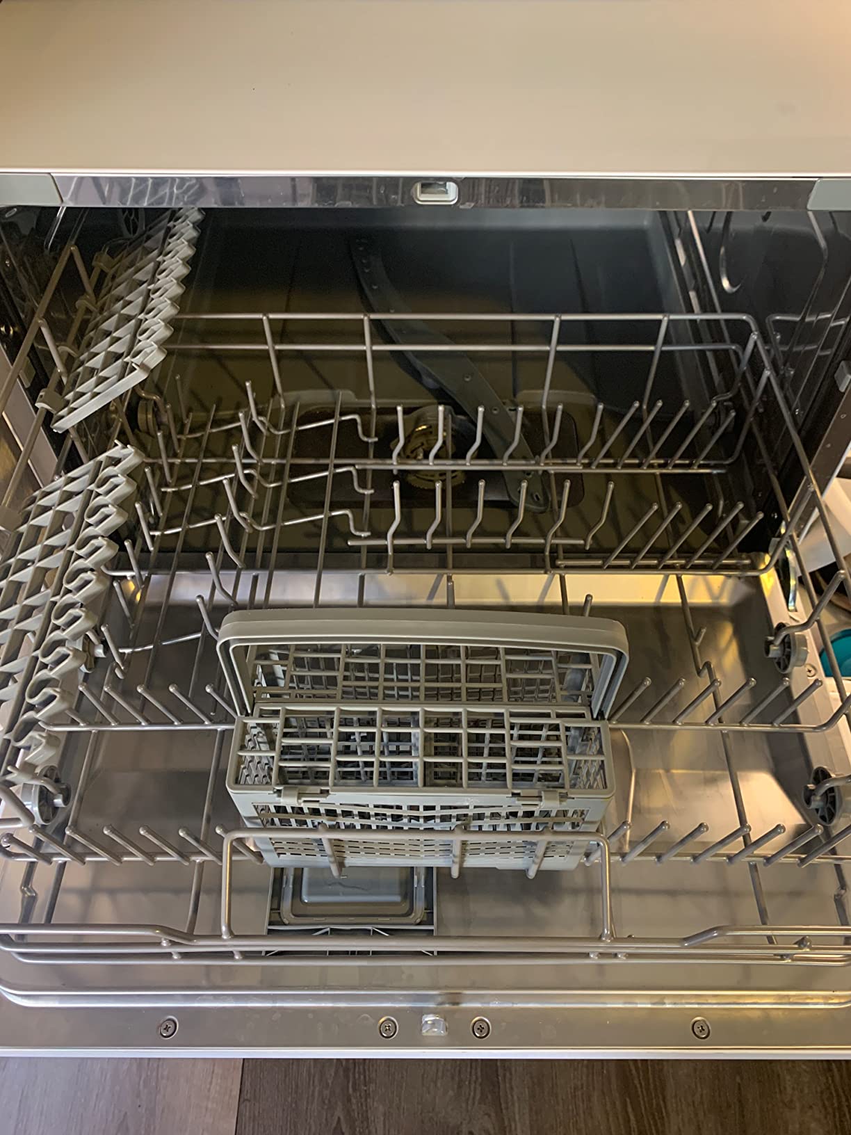 43/mo Finance RCA RDW3208 Counter Top Dishwasher, 6 Place Settings