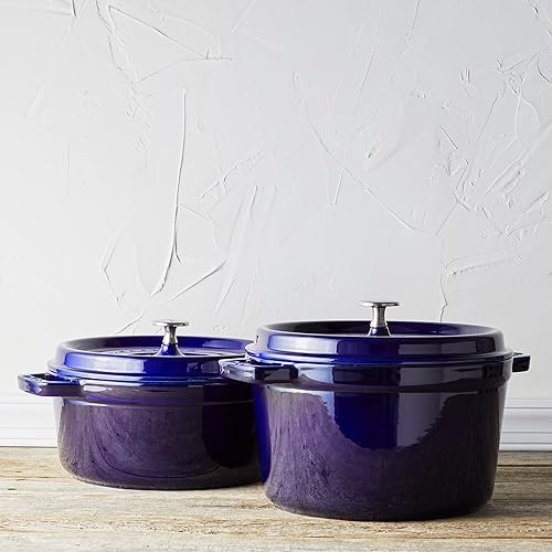 Vista 167 de STAUB Horno holandés de hierro fundido 4-qt Round Cocotte, fabricado en Francia, sirve 3-4, blanco