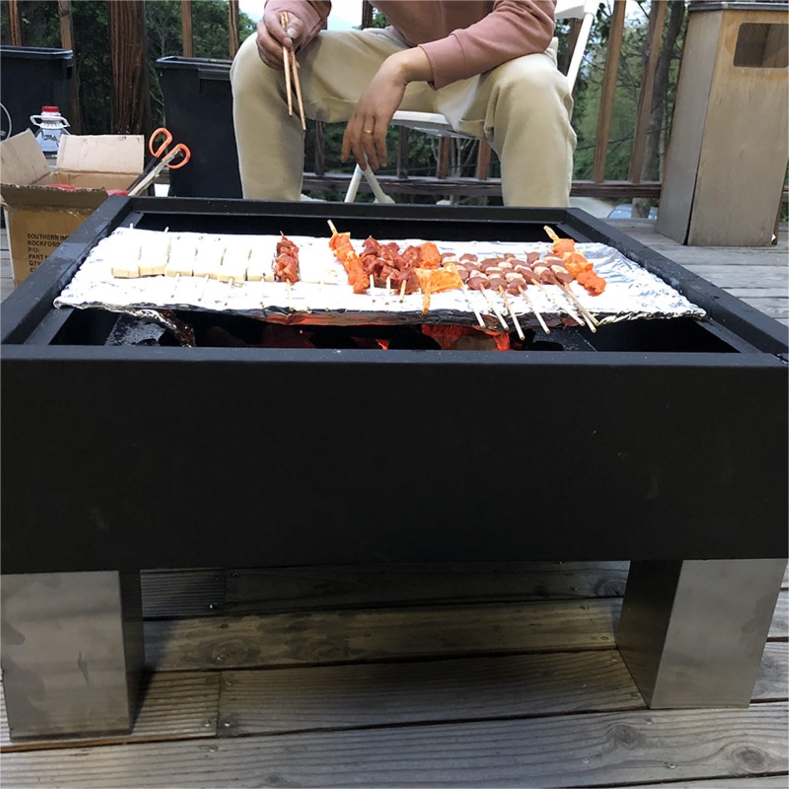 Grill Outdoorowy Podwórkowy piec do grillowania Domowy dziedziniec Ognisko Piec do grillowania Na zewnątrz Ogród Piec do grillowania Na zewnątrz duży stojak na grilla Akcesoria Kempingowe
