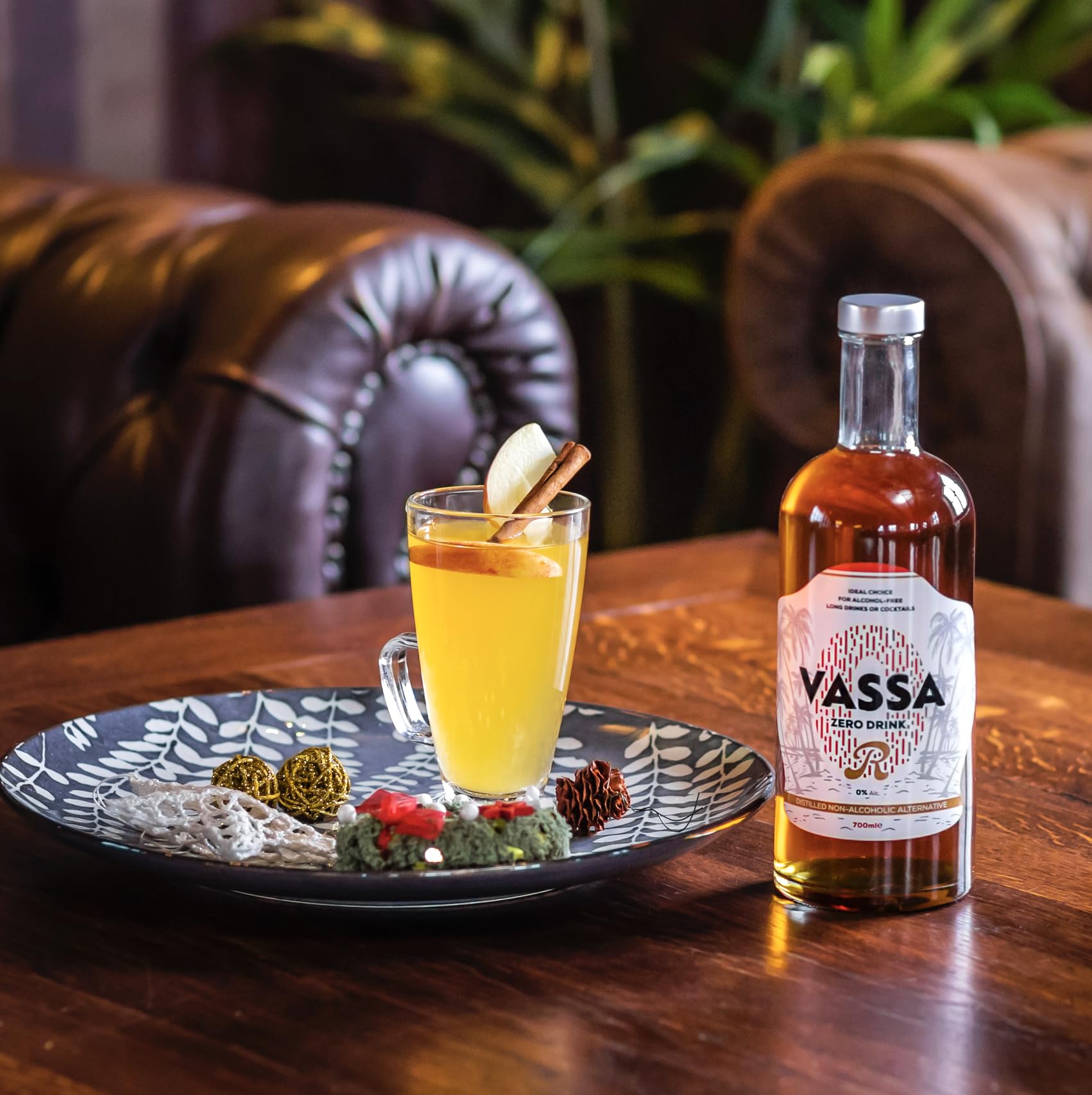 VASSA ZERO R sin alcohol 700 ml, ideal para cócteles y tragos largos, con sabor, aroma y propiedades originales del ron tradicional, sustancia 100% natural