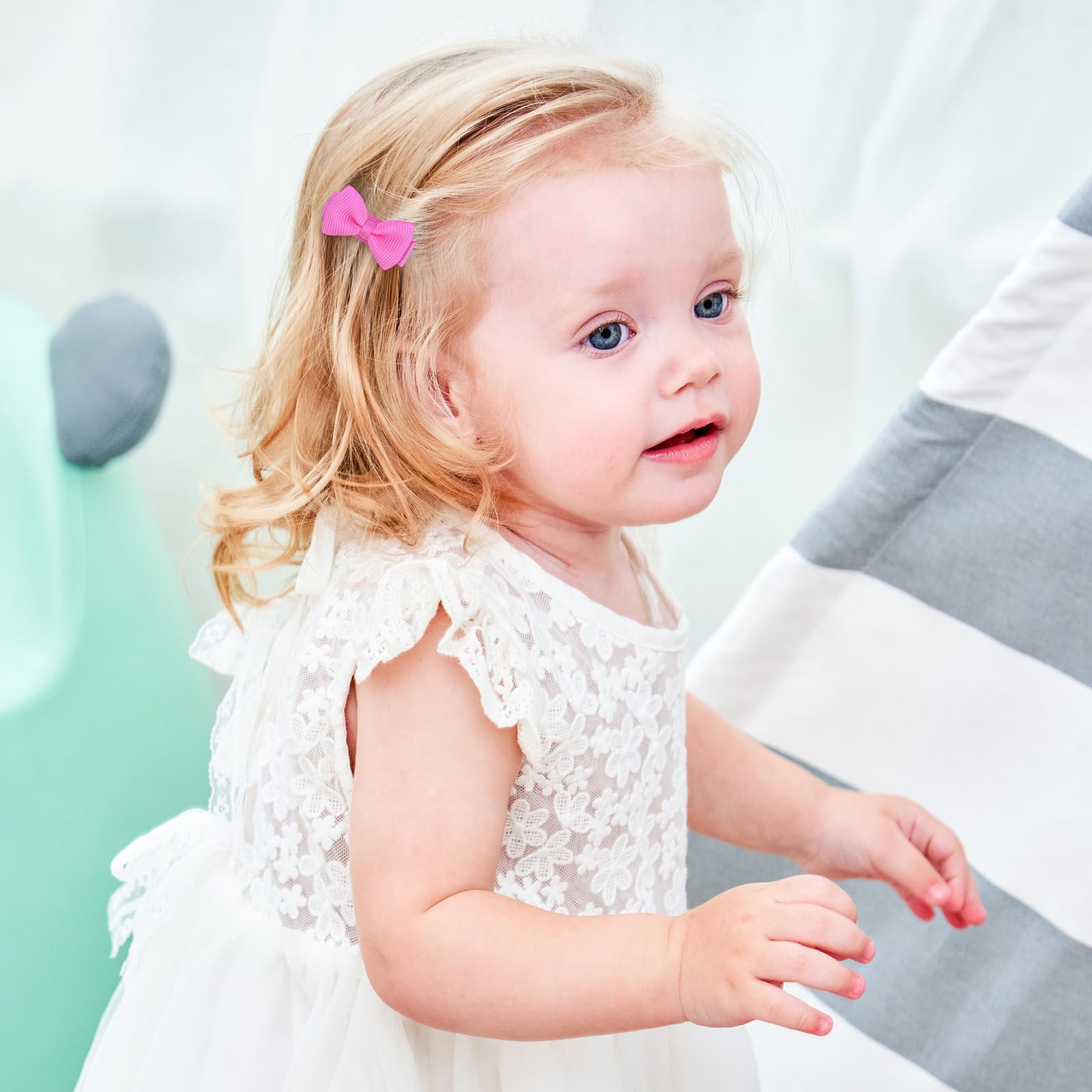 choicbaby Pack de 40 Pièces Barettes Cheveux Fille, 1,2 pouces (3 cm) Mini clips à cheveux avec plein arc couvert filles Accessoires de cheveux pour bébé filles tout-petits
