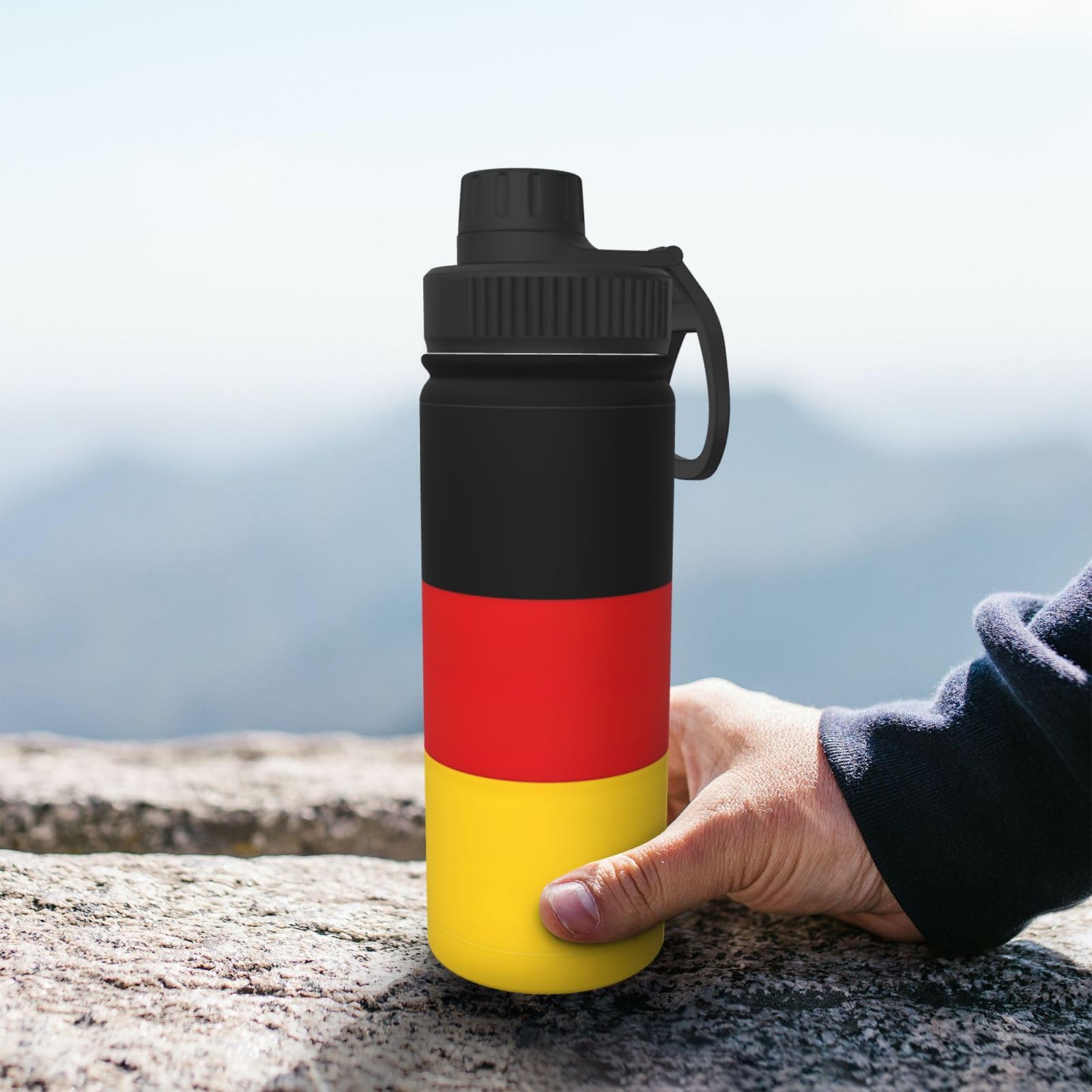 Wasserflasche mit Deutschland-Flagge, Edelstahl, doppelwandig, isoliert