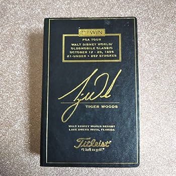 Amazon.co.jp: タイガーウッズ 優勝記念ボール : おもちゃ