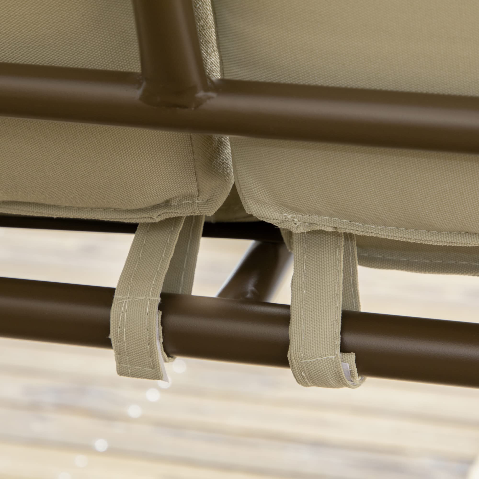 Outsunny Dondolo da Giardino 3 Posti in Acciaio e Poliestere con Tettuccio Inclinabile in PC e Cuscini per Schienale e Braccioli, 208x120x174 cm, Marrone e Kaki