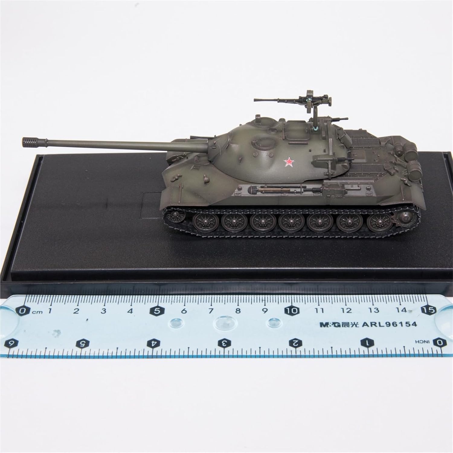 Realistic Tank 1/72 Scale Soviet is-7 Heavy Tank Plastic Model, Green Paint Scheme, Metal Gun Barrel Static Tank Model