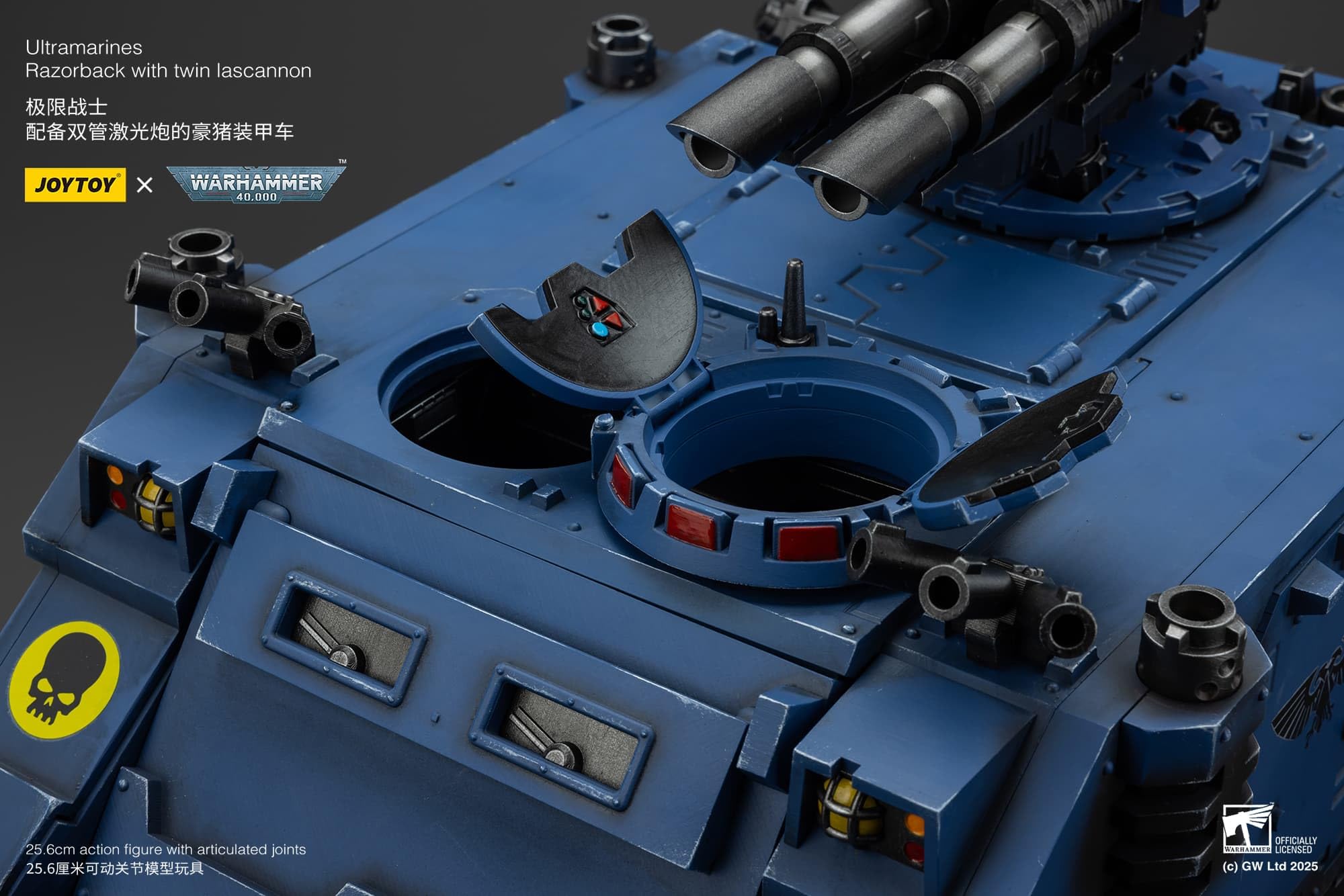 JOYTOY Warhammer 40K: Ultramarines Razorback with Laser Cannon Twin Figurka 1:18