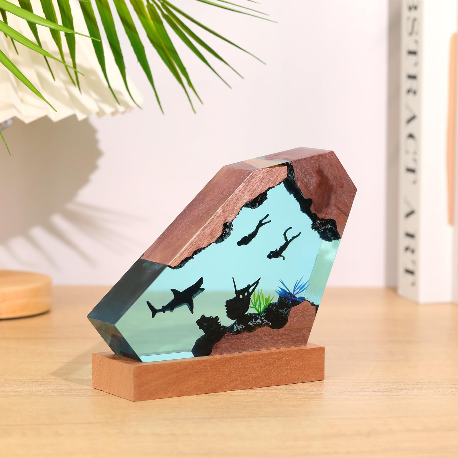 Ocean Creative Epoxy Resin Wood Light Lamp, Handmade Multi Color Aquatic Ocean Lamp Deep Sea Diver Cave Diving Enthusiasts Led Night Light Desktop Decor Christmas Birthday Gift (Dragon, S): White Shark Small