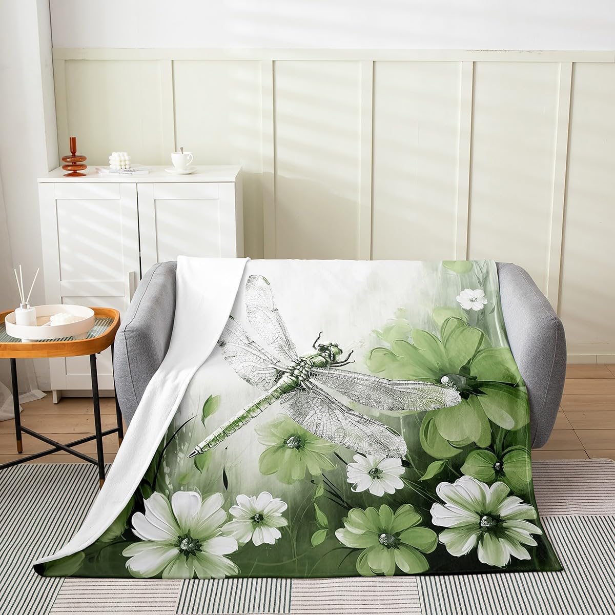 Erosebridal 3D Dragonflies Blanket Throw 50x60, Insects Printed Luxury Soft Sherpa Blanket for Bed Couch, Flowers Animals Throw Blanket, White Green Butterflies Kids Adults Lightweight Fuzzy Blanket