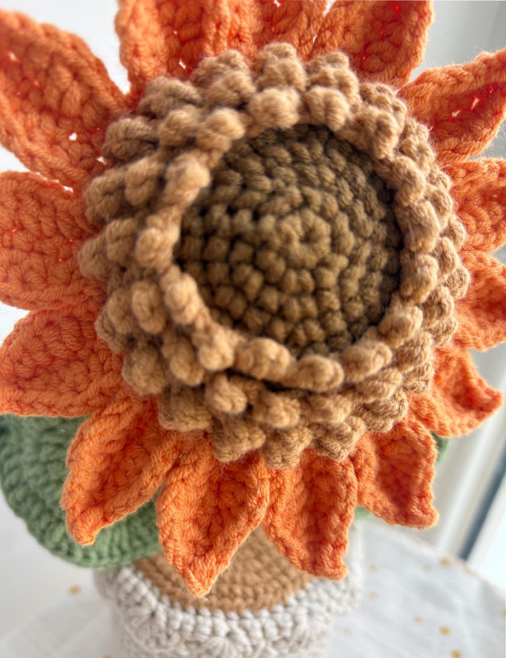 Handmade Crochet Sunflower in Flowerpot, Artificial Knitted Flower Decoration, Orange and Green, Home Office Desk Decor Gifts for Ladies Holiday, car Dashboard Decorations, Handwoven Flowers