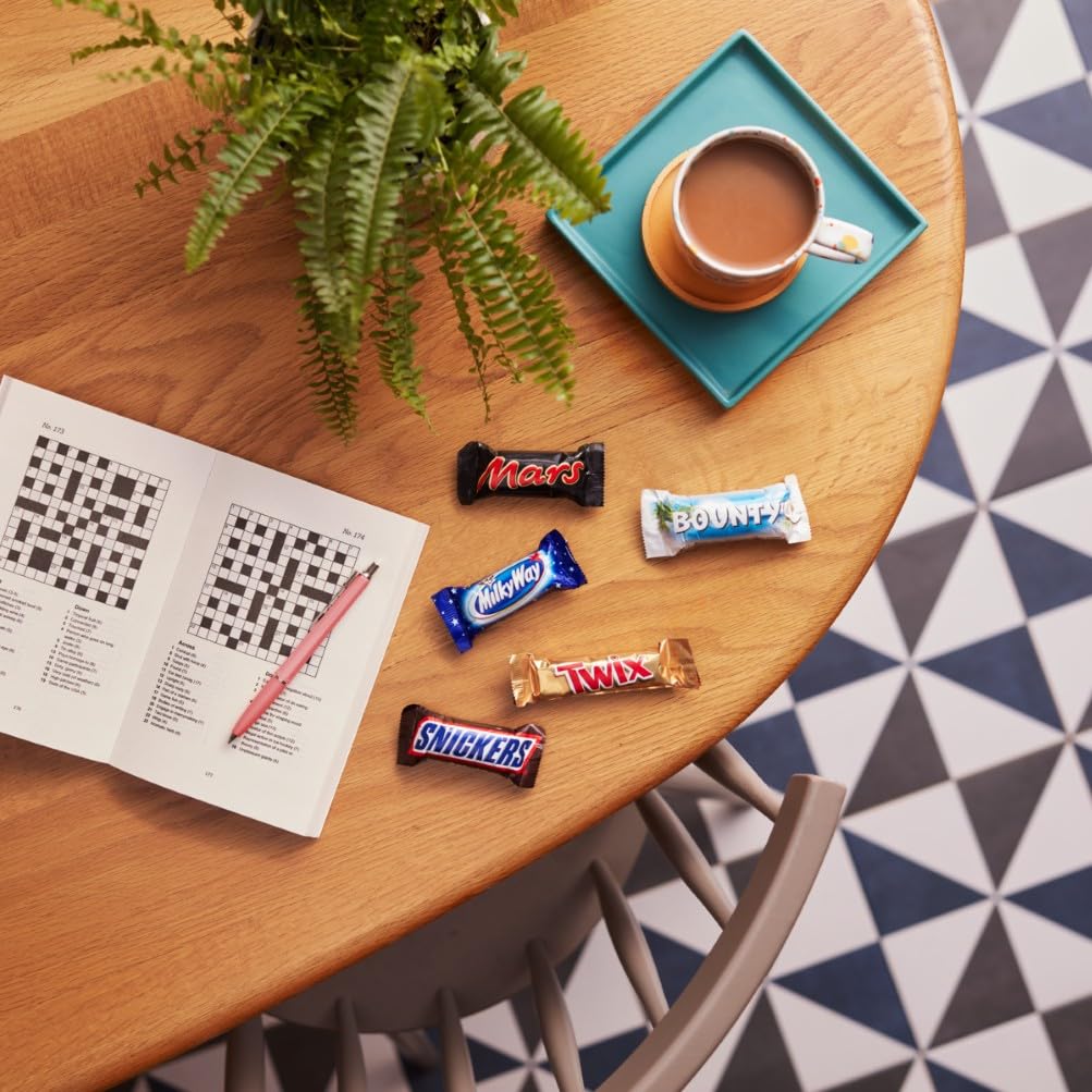 Mixed Minis Schokolade Großpackung, 71 Mini-Schokoriegel Snacks (Mars, Snickers, Bounty, Twix, Milky Way) als Süßigkeiten, Schokoladen Geschenk, Süßigkeiten Box (1400g)