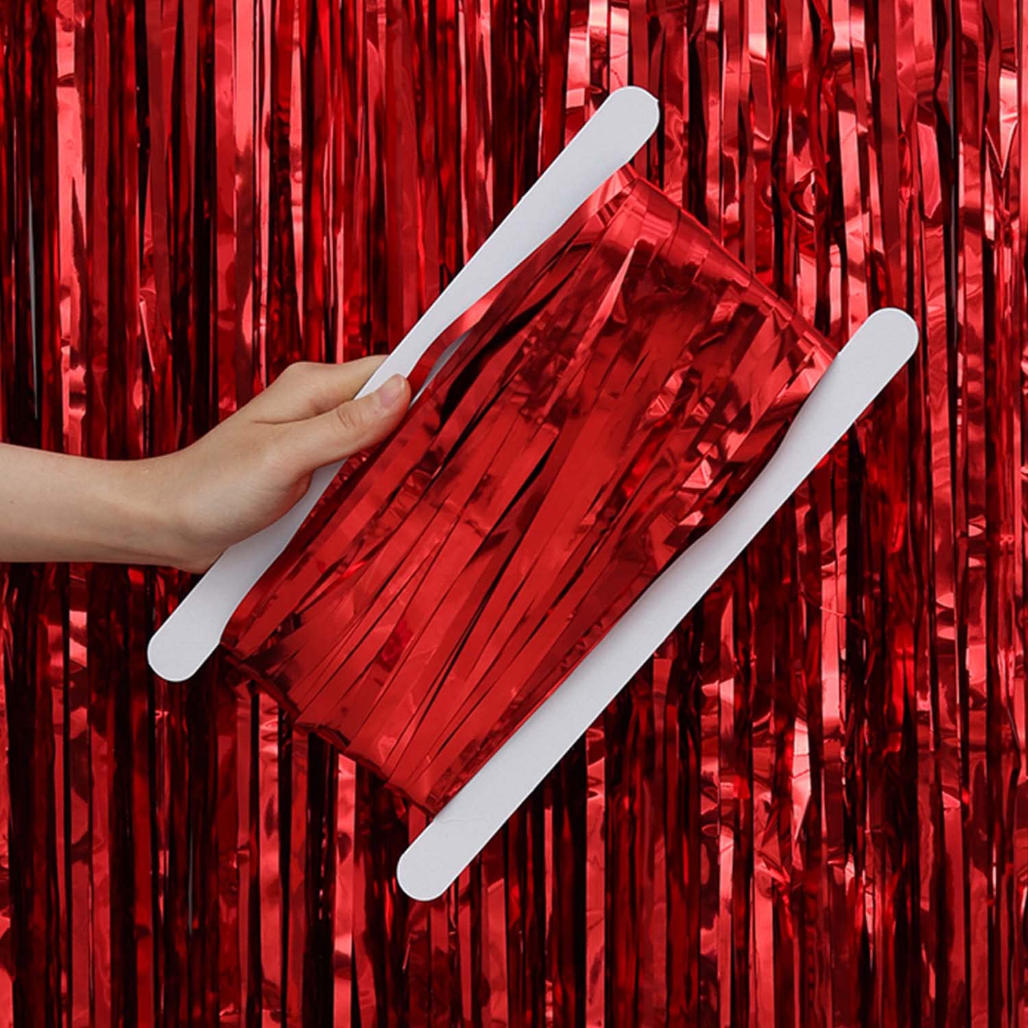 CC wonderland zone 2 Pièces Rouge Rideau Métallique Frange (1m x 2m) Rideau Tinsel pour Photographie Anniversaire Noël Party Décoration