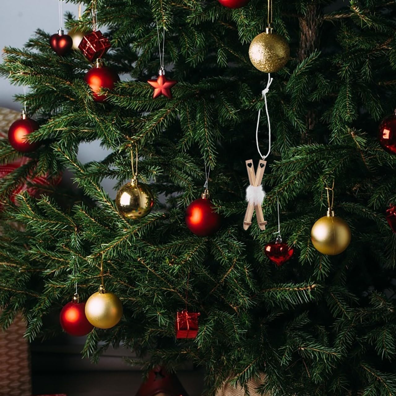 Hemoton 10 Pcs Christmas Sled Ornaments Ski Christmas Xmas Ornament Mini Hanging Ornament Tree Miniature Wood Ski Xmas Tree Decor