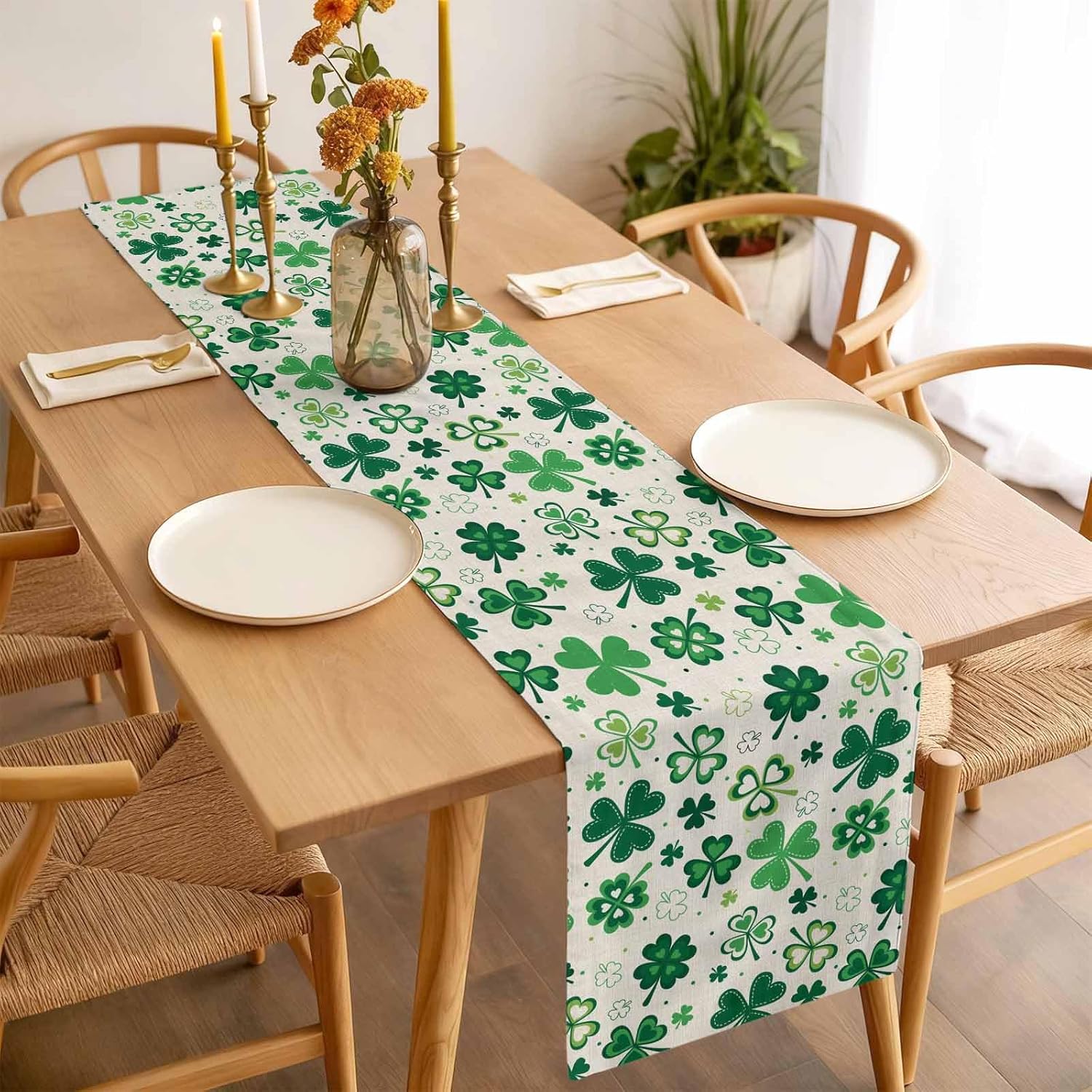 St Patricks Day Table Runner 120 Inches Long for Dining Table, Farmhouse Vintage Green Shamrock Burlap Linen Farmhouse Tables Runner Washable Coffee Tablerunners Dresser Scarf for Kitchen Party