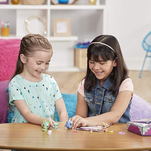 Miniatura 5 de Littlest Pet Shop Lucky Pets Fortune Crew Surprise - Juguete sorpresa para mascotas, 150+ para coleccionar, a partir de 4 años