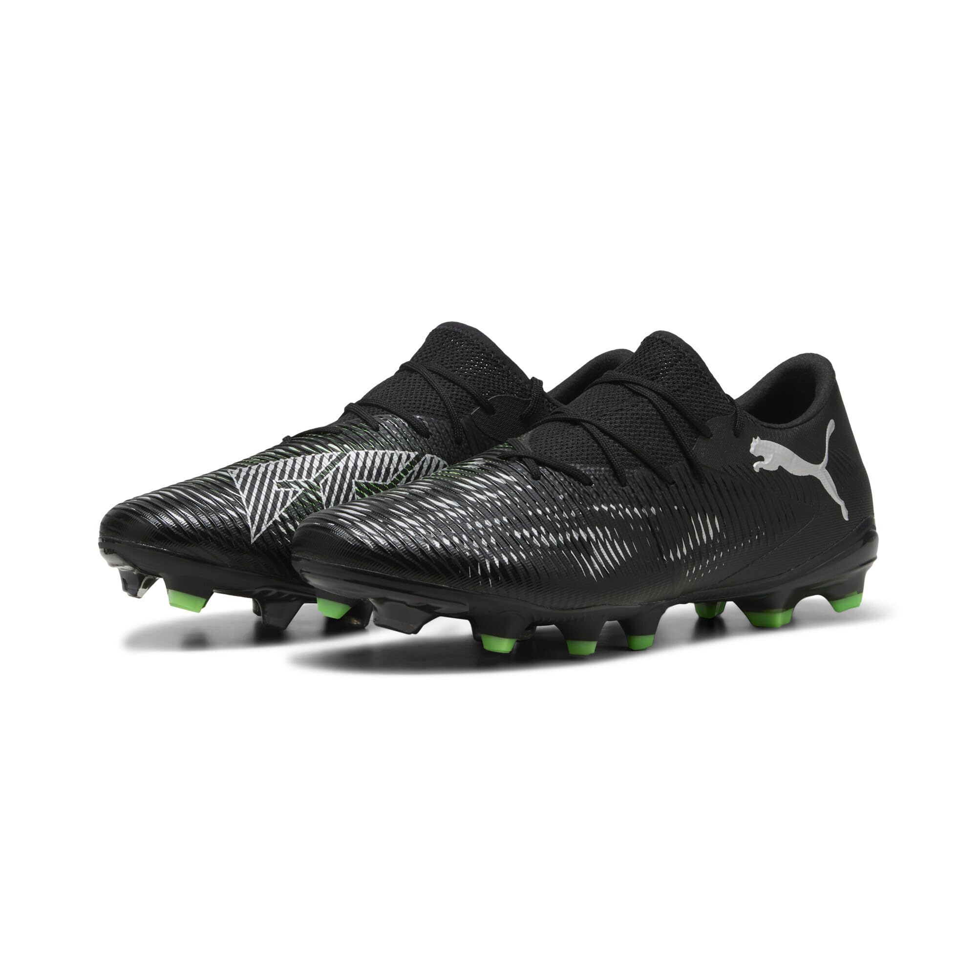 PUMA Chaussures de Football Basses Future 8 Match FG/AG Unisexe