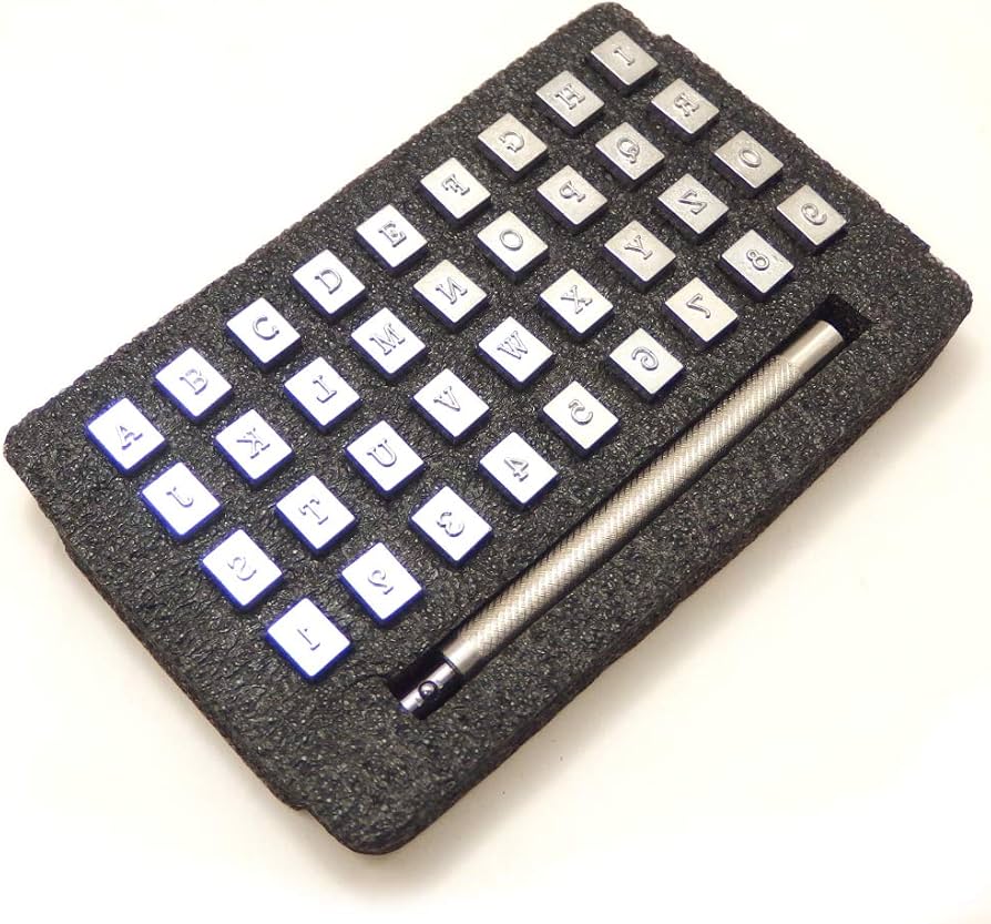 ホワイトラビット　ラビ　FINALIST刻印 ホワイトラビット ラビ FINALIST刻印 List of Love 2 Quad | Buy