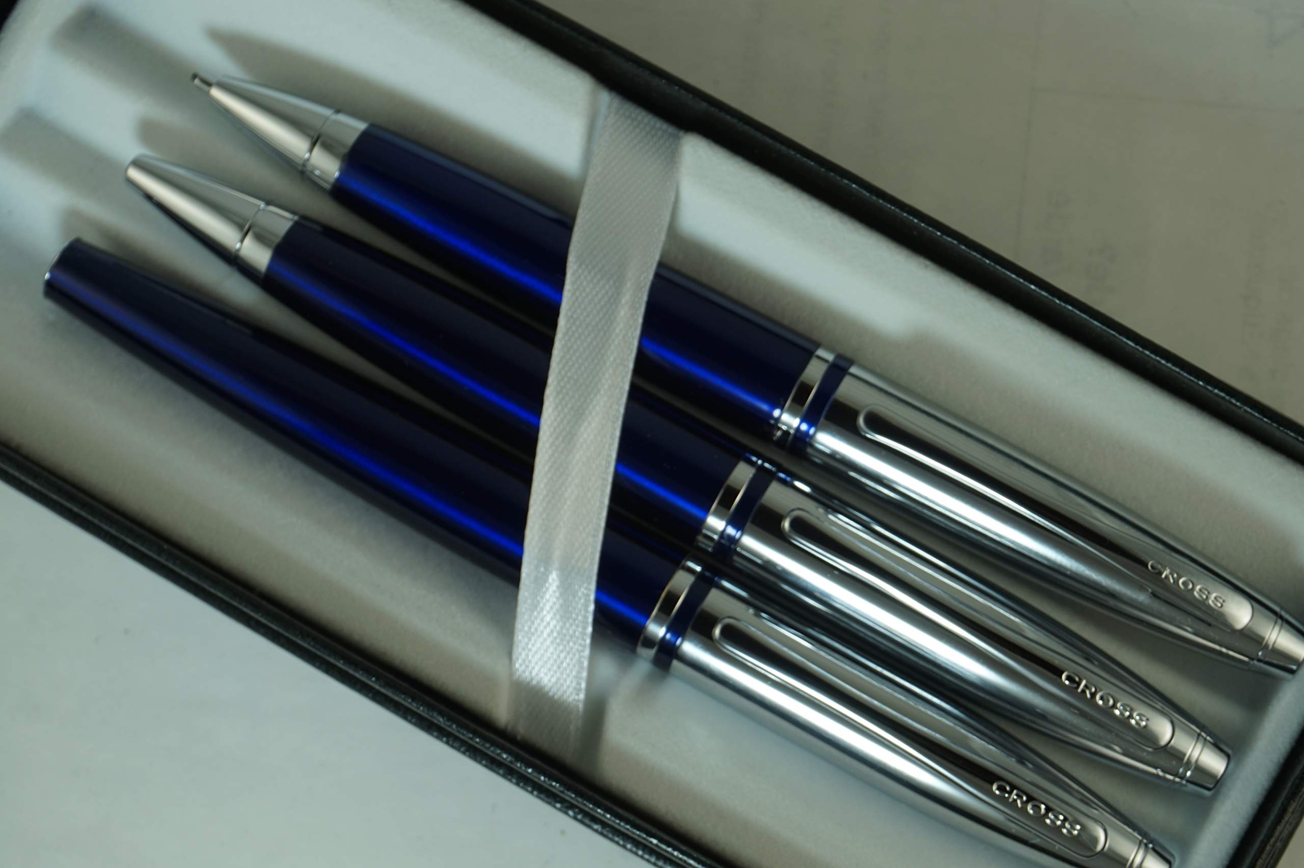 Set di penne a sfera con inchiostro gel nero Calaise Selectip Cross Midnight Blue, lucido per appuntamenti e cross. Una penna a sfera e matita di ottima qualità per chiunque.