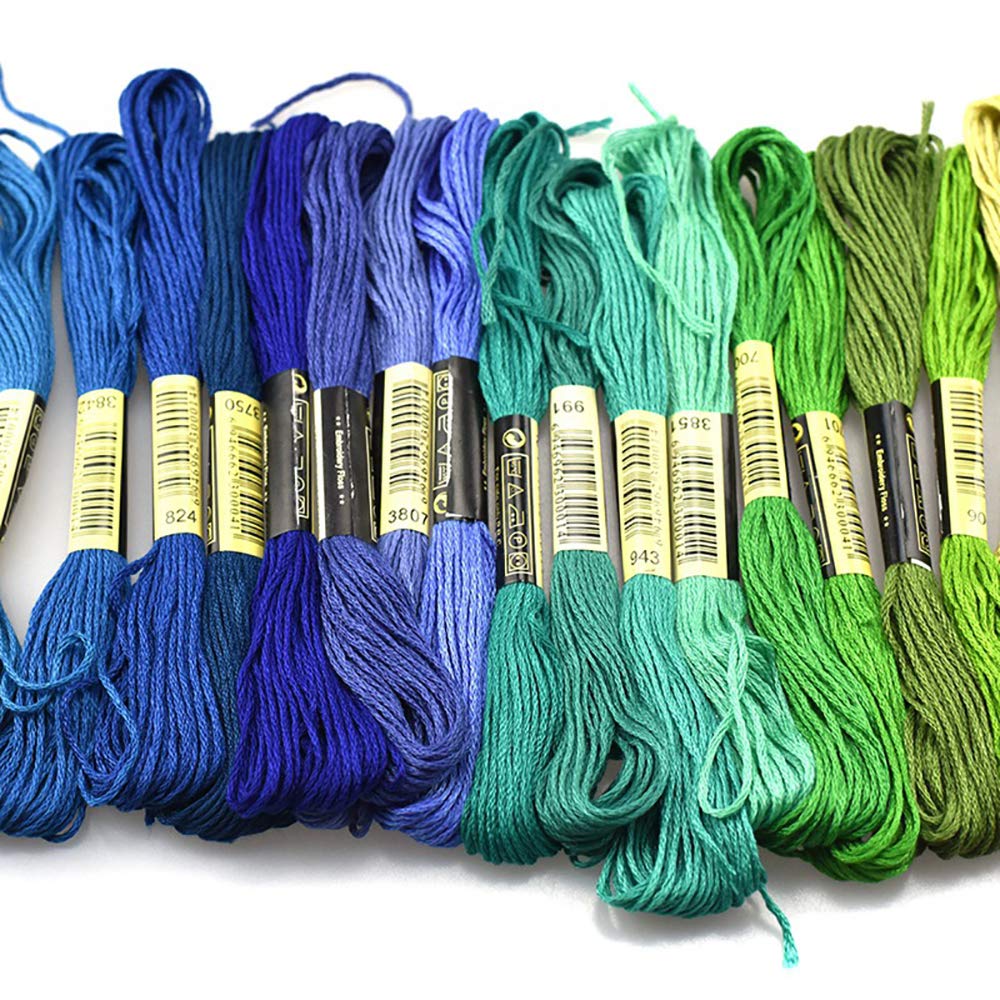 2 écheveaux Fils à Broder Métallisés - Polyester Brillant, Résistants - Pour Point De Croix, Broderie, Décoration Maison, Vêtements - Couleur Noire (environ 16,4 Cm)