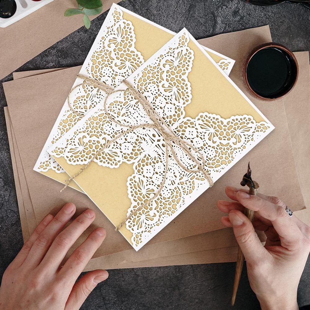 carti di Inviti per nozze 10 pezzi,biglietti per inviti per feste Biglietti d'auguri con pizzo tagliato a laser retrò Carta kraft Pagina interna per fidanzamento Matrimonio Compleanno Natale