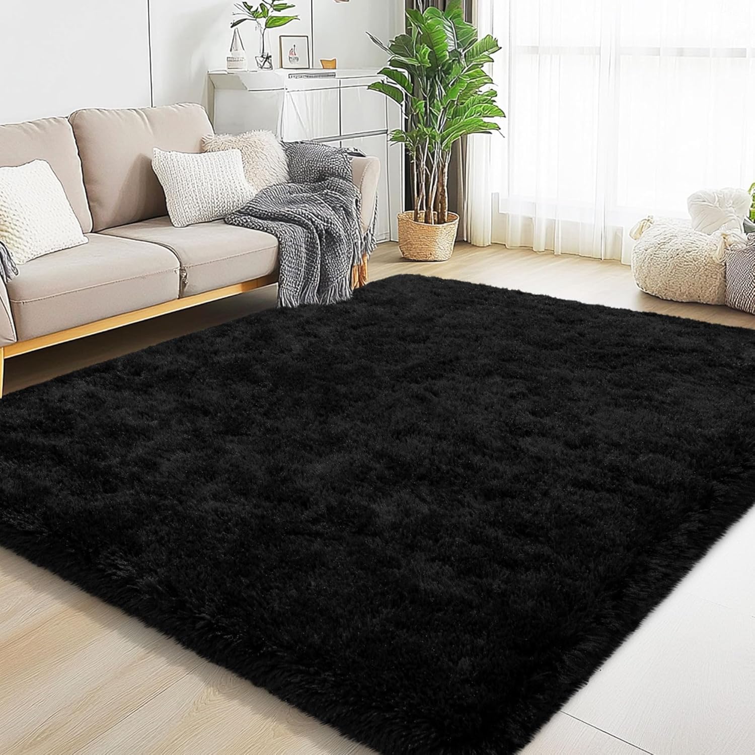 INSPIRE HOMEWARE Fluffy Shaggy Rugs Living Room Large 140 x 200 cm Black Rug for Bedroom 450 GSM Non Slip Carpet Thick Soft High Pile Bedside Area Rug for Kids Nursery Room Non-Shedding