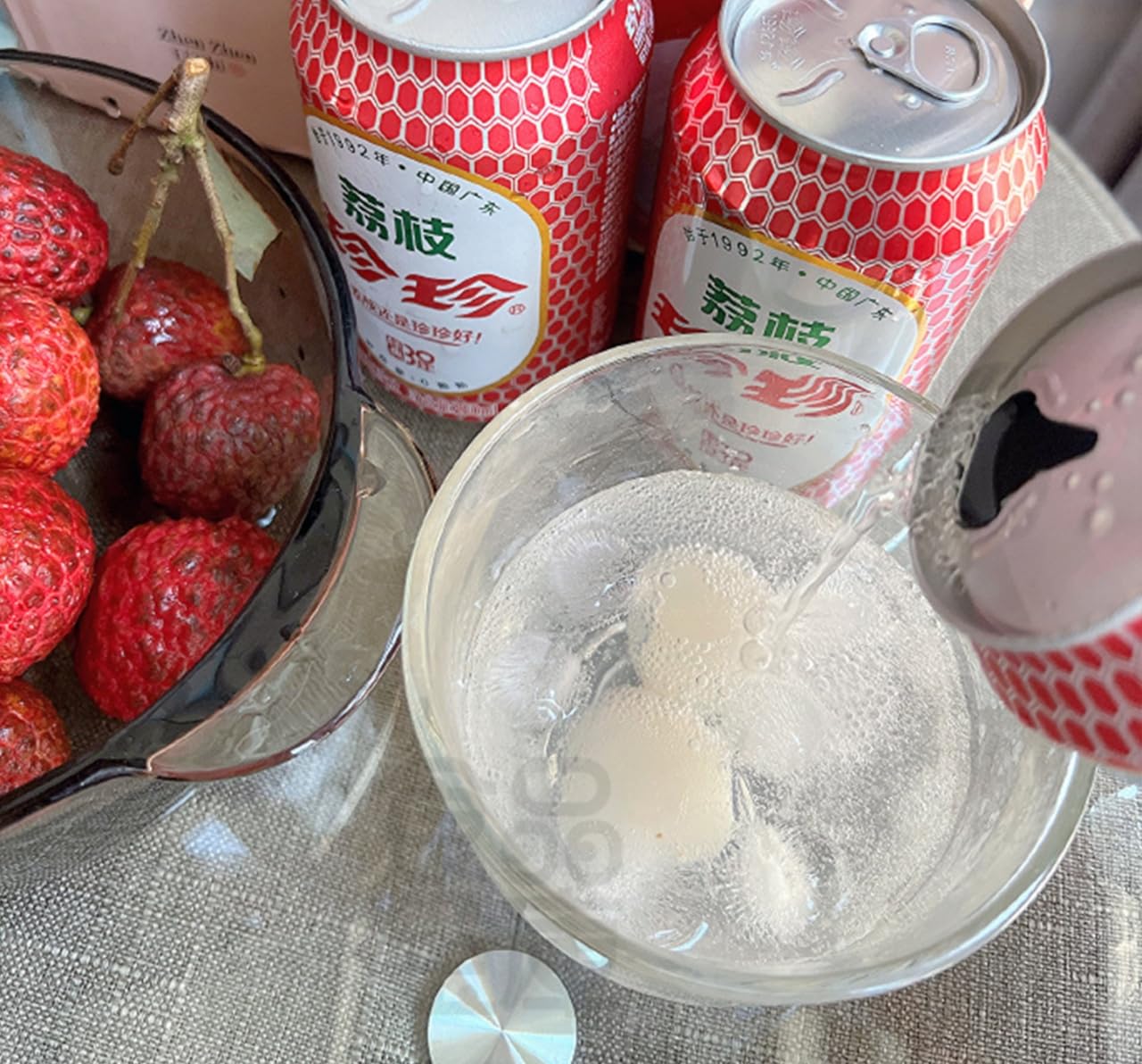 Amazon.co.jp: 食品金庫 荔枝珍珍 ライチジュース 330ml 24入リ ×24個