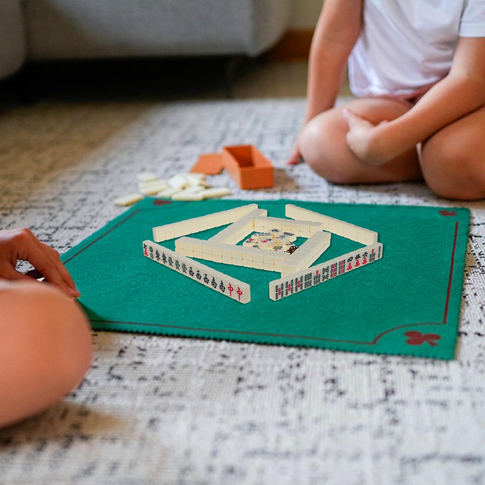 YARNOW 1 Set Tragbares Mini-Mahjong-Set, Komplettes Mahjong-steinset für Reisen Und Partys, Traditionelles Spiel für Unterwegs