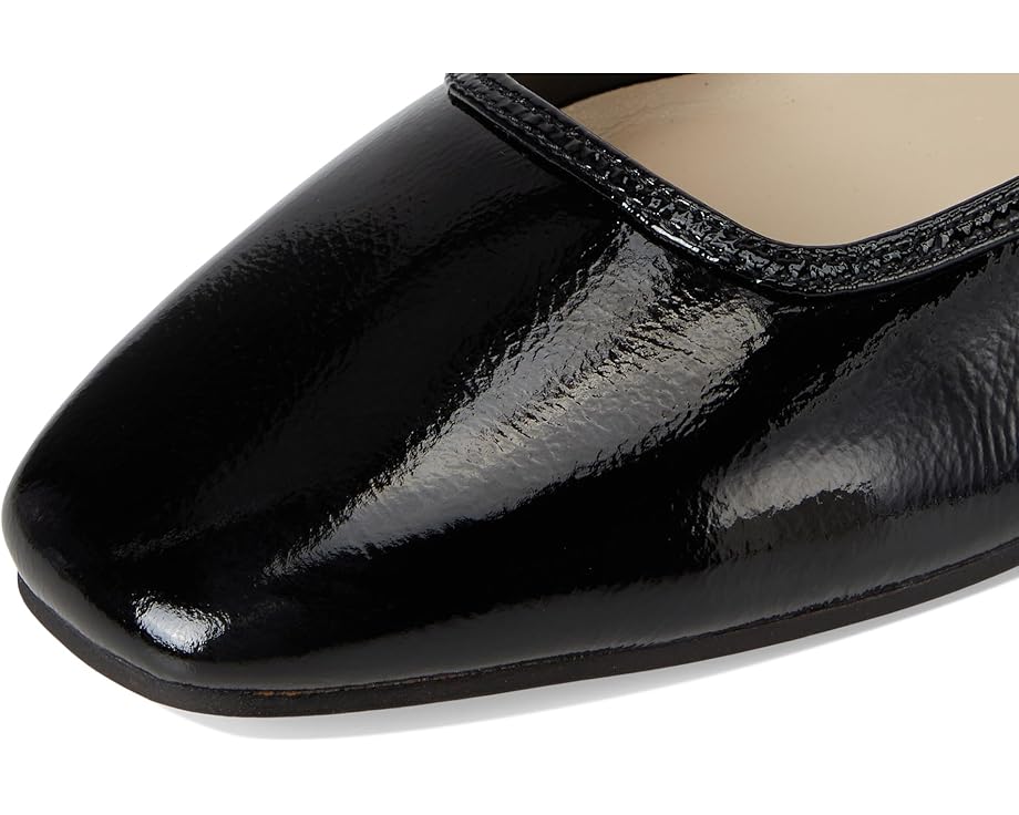 Marc Fisher LTD Garissa - Right View