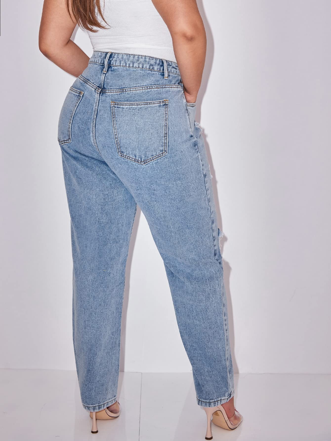 Amazon.com: Women's Plus Size Jeans Plus High Waist Ripped Mom Jeans (Color  : Light Wash, Size : X-Large) : Clothing, Shoes \u0026 Jewelry