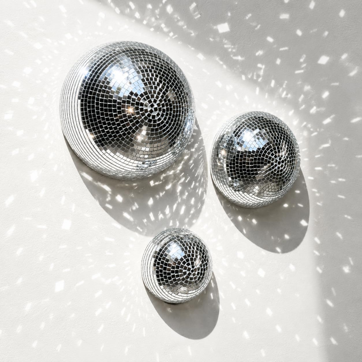 3 Pack Disco Ball Wall Decor, 3D Reflective Half Disco Wall Art, Self-Adhesive Wall Art 3.9"/5.9" /7" Half Dome Disco Balls for Bedroom Photo Backdrop 70s 80s Sparkling Funky Party(Silver, 3 Pack)