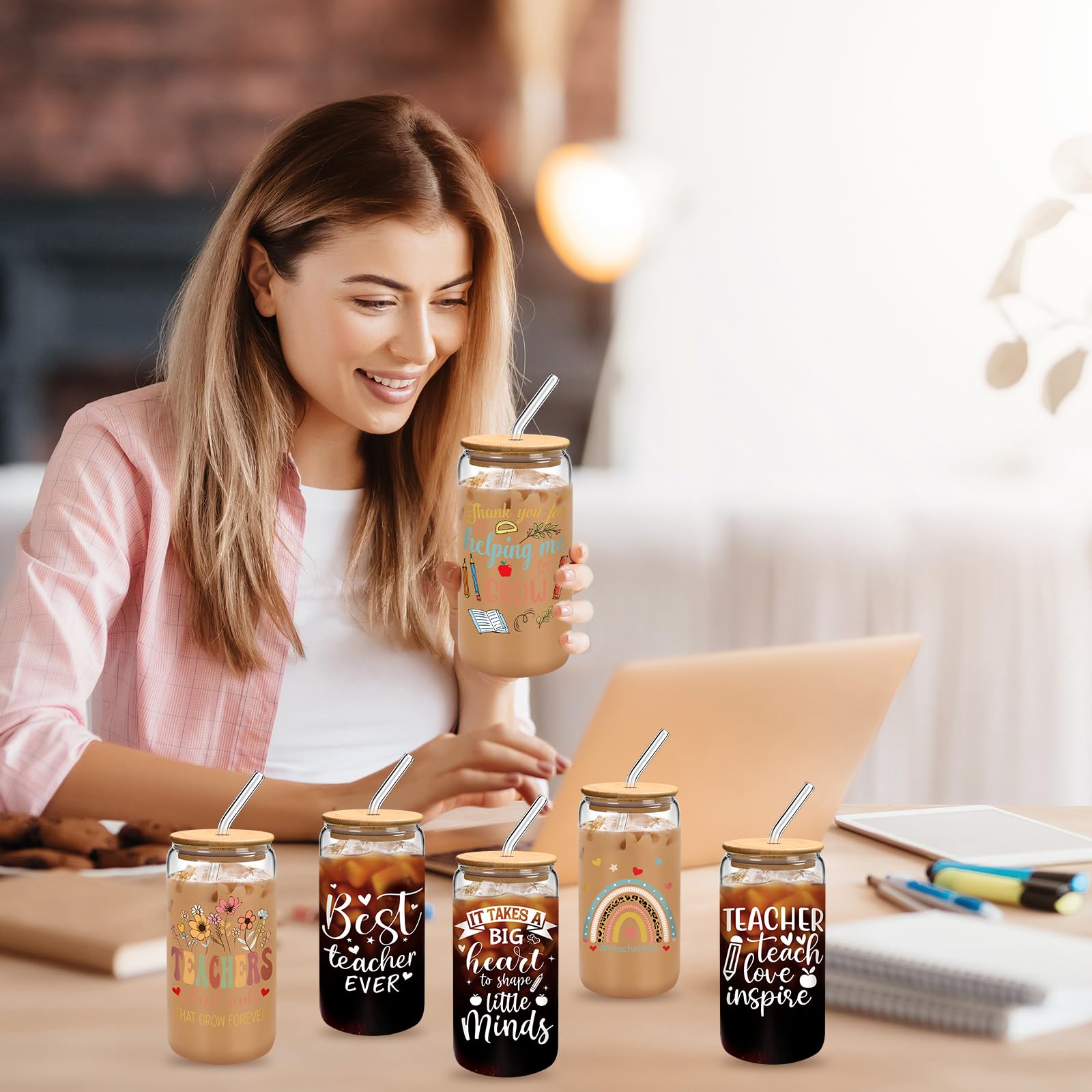12 paquetes de regalos para profesores para mujeres y hombres, vasos de vidrio de 16 onzas con tapas y popotes, regalos de agradecimiento de agradecimiento, lata de cerveza, taza de café, taza
