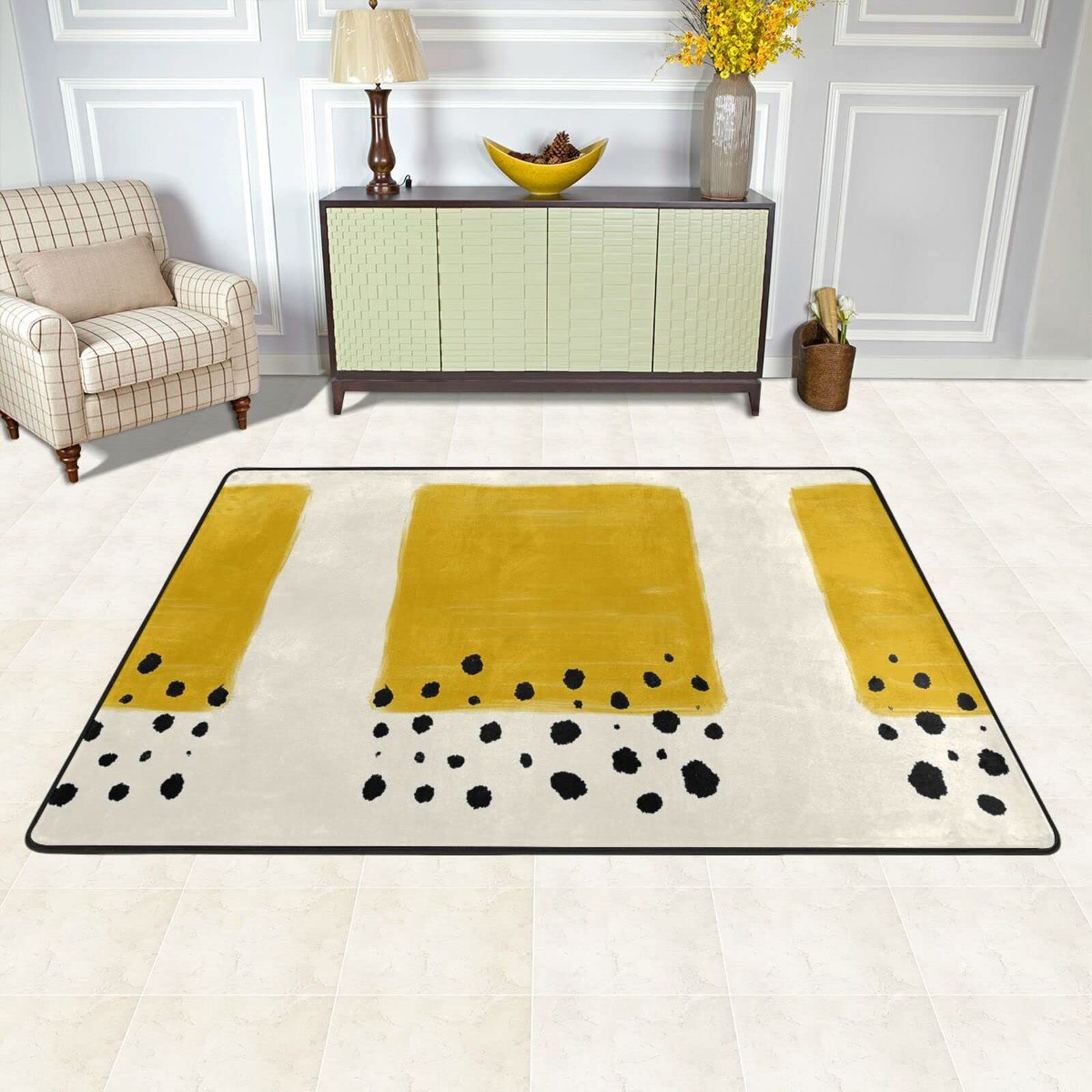 Tapis imprimé jaune moutarde et noir, absorbant l'eau et durable, adapté à tout espace de vie
