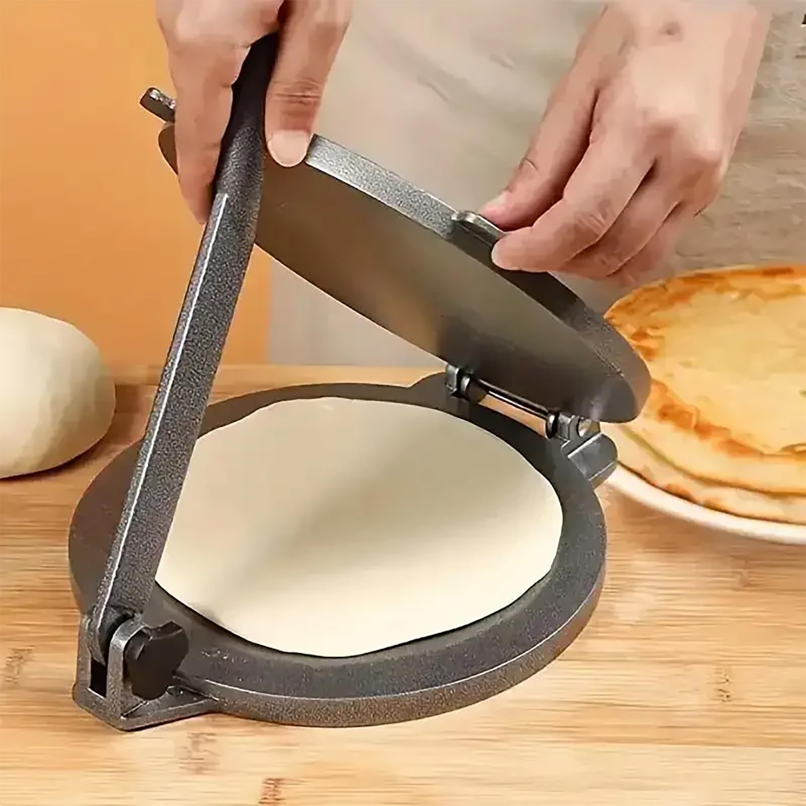 Pressa per pizza e tortilla, in lega di alluminio resistente per appiattire uniformemente l'impasto, ideale per fare tortillas, burritos, pizze e mini ciotole per torte