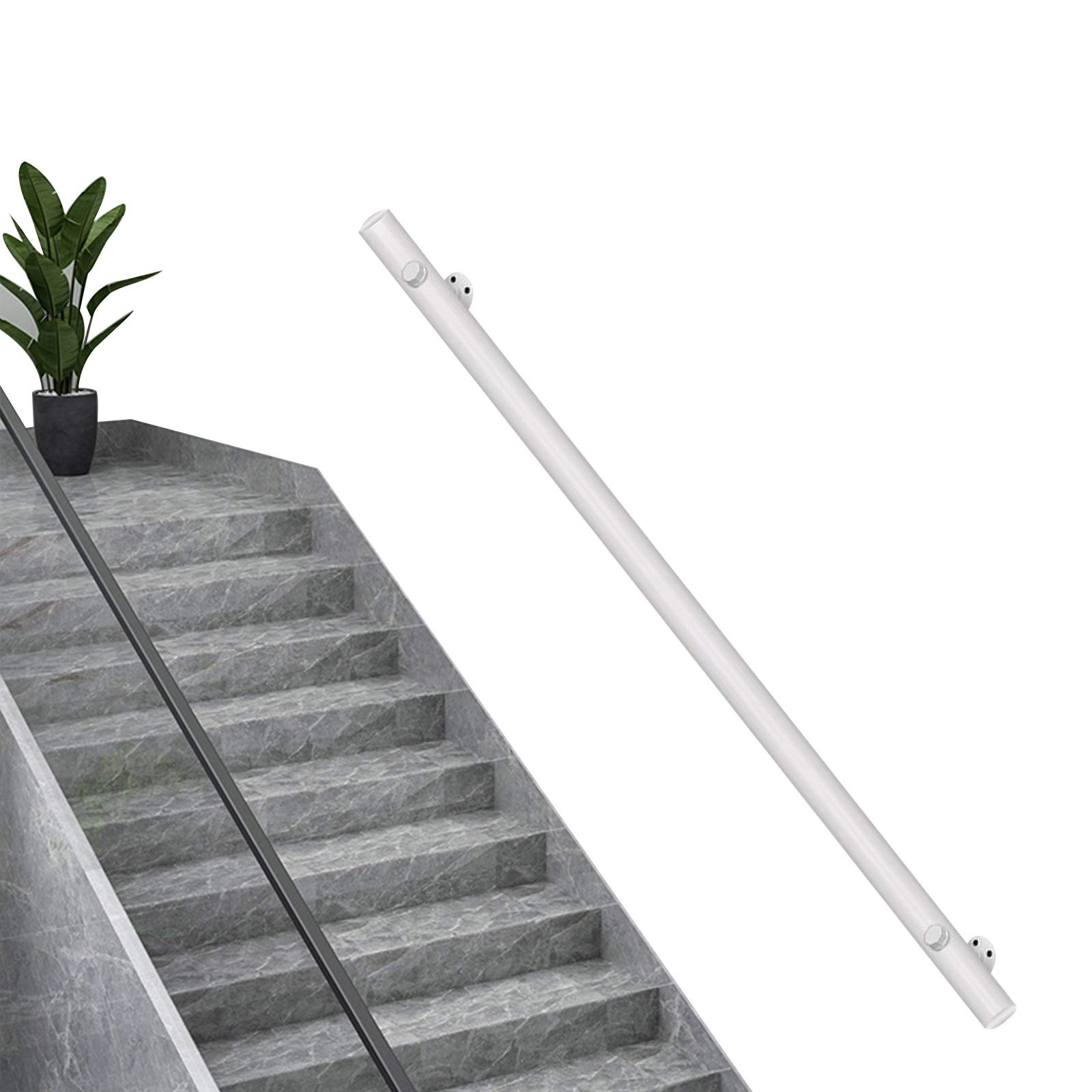 Main courante en bois blanche pour sécuriser l'escalier de la maison