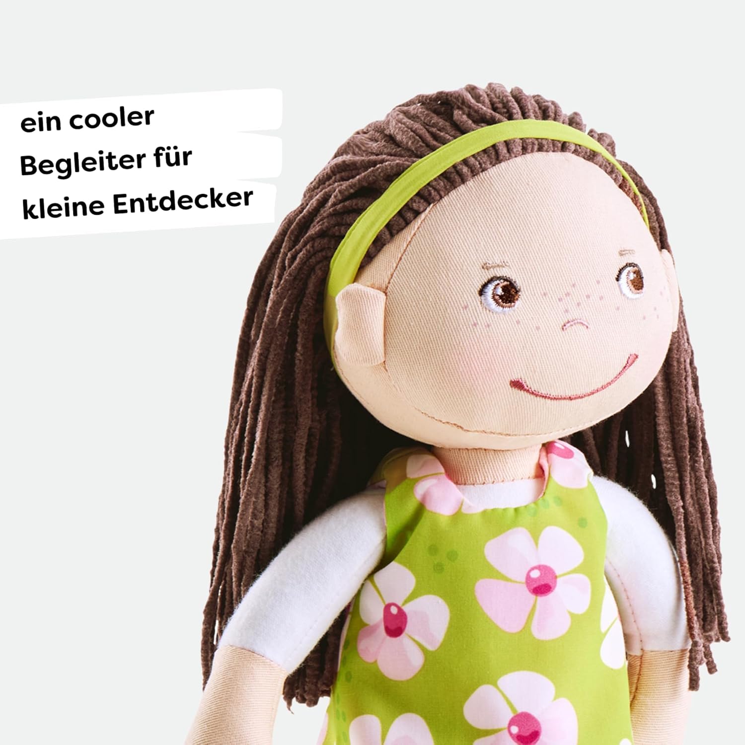 HABA Kuschelpuppe Coco – Weiche Stoffpuppe 30 cm, ideal für Mädchen und Jungen, waschbar und leicht an- und auszuziehen, ab 1,5 Jahren – 1303666001