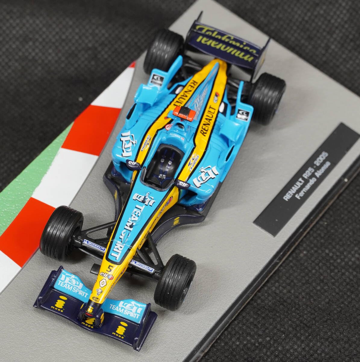 最終値引 超希少 F1 2005 RENAULT R25 フェルナンド・アロンソ 最終値引 超希少 F1 2005 RENAULT R25 フェルナンド・アロンソ 最終値