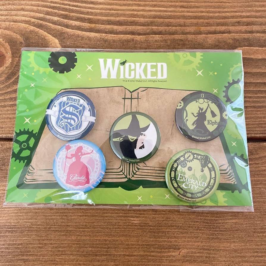 Amazon | 劇団四季 ウィキッド 缶バッジ | バッジ | おもちゃ