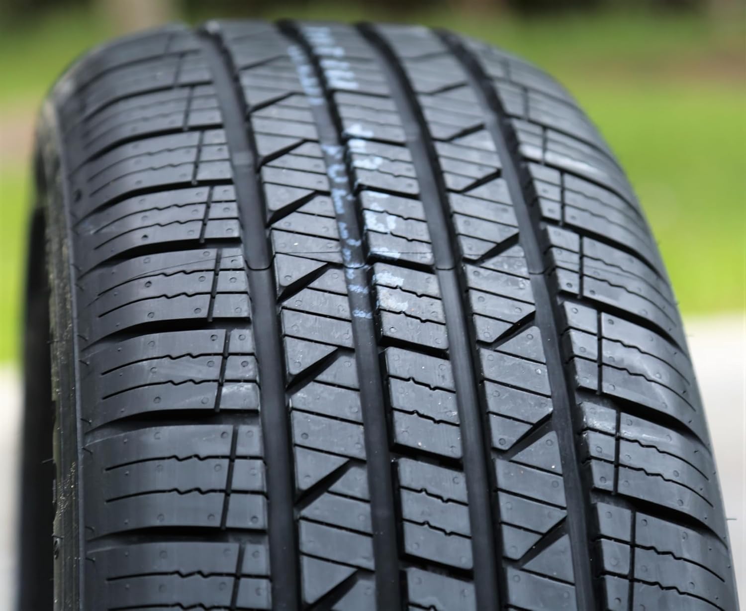 Unleash Performance: Leao Lion Sport HP3 Tire Review