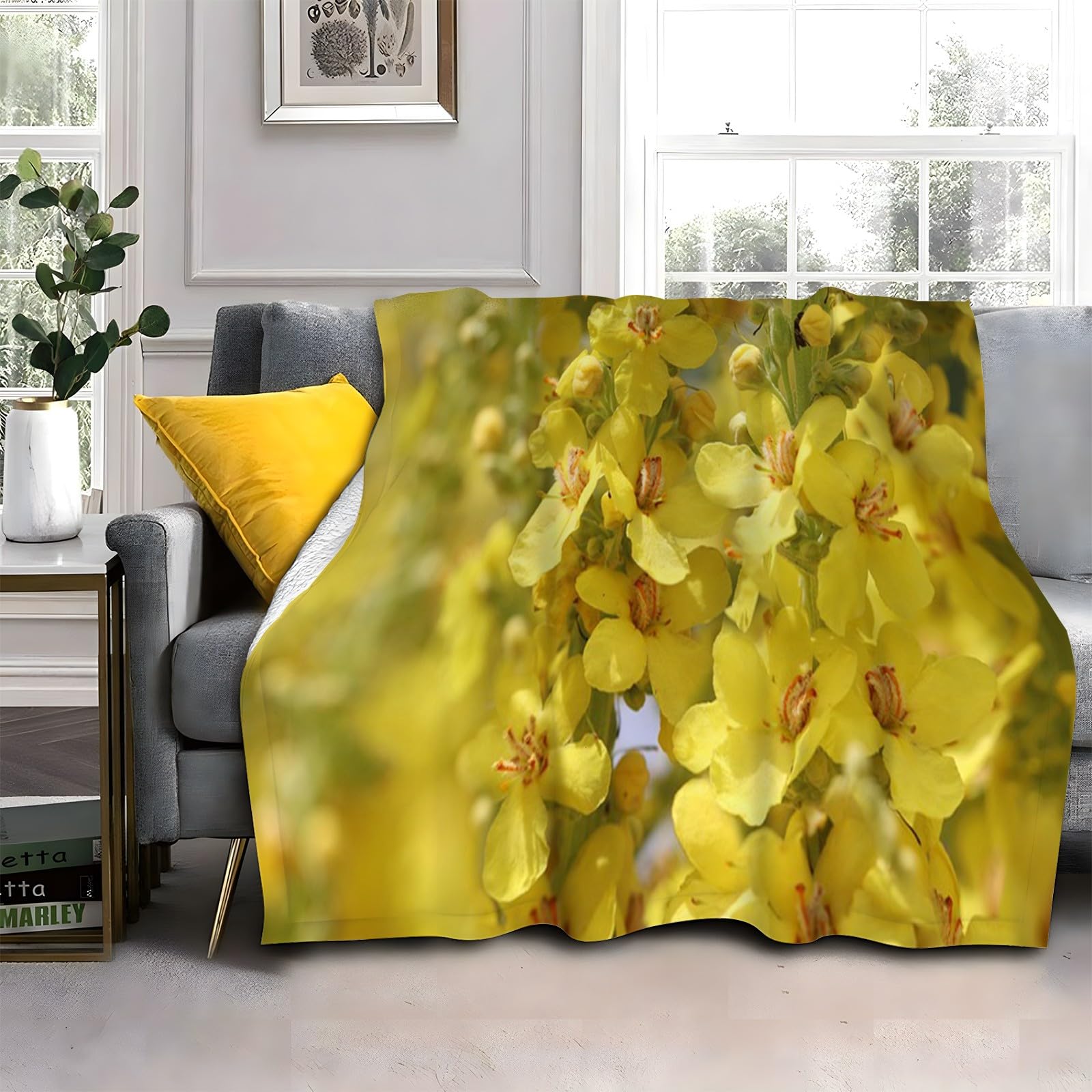 LLSZAHD Corydalis Blanket, Yellow Flowers Throw Blanket, Thick Warm Fuzzy Washable Flannel Blanket for Sofa, Chair, Car, Lap, Pets, excellent gift (30"x40")