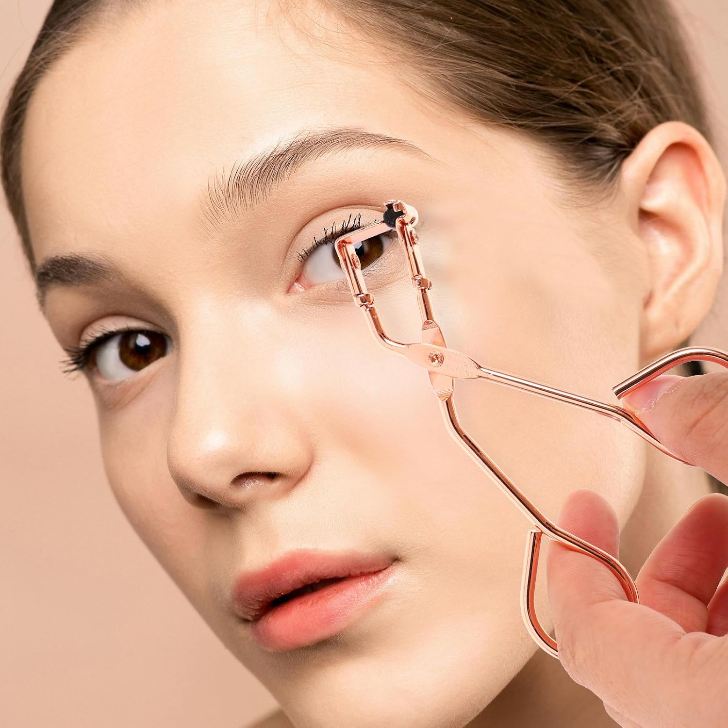 Mini Eyelash Curler Handheld Metal Eye Makeup Tool for Shapes image 5