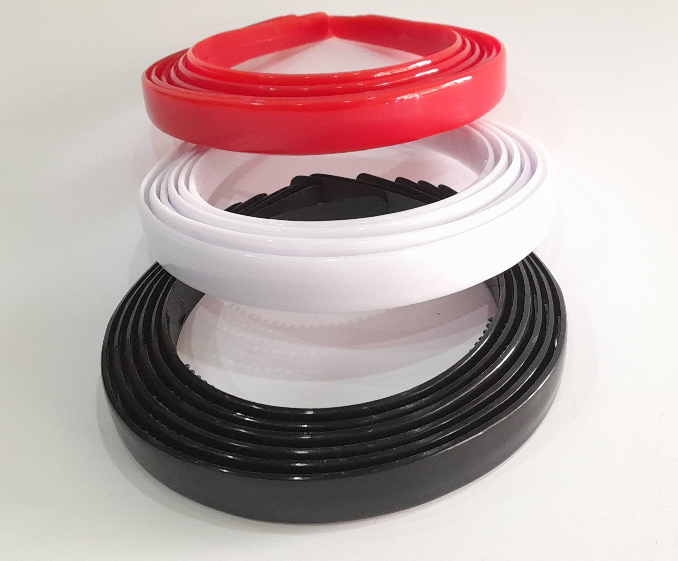 H2T- DIY- Set of 18 Plastic Hairband in 3 sizes & 3 Colours (Red,Black & White) (18MM)