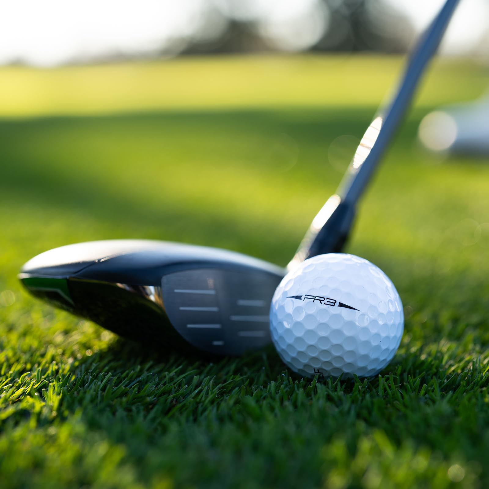 Snell Golf PR3 Pelotas de golf, cubierta de uretano de 3 piezas, tacto suave, giro medio, color blanco, 12 pelotas