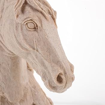 馬の彫刻 樹脂製 ベージュ 馬の頭部彫刻 樹脂製 - メルカリ