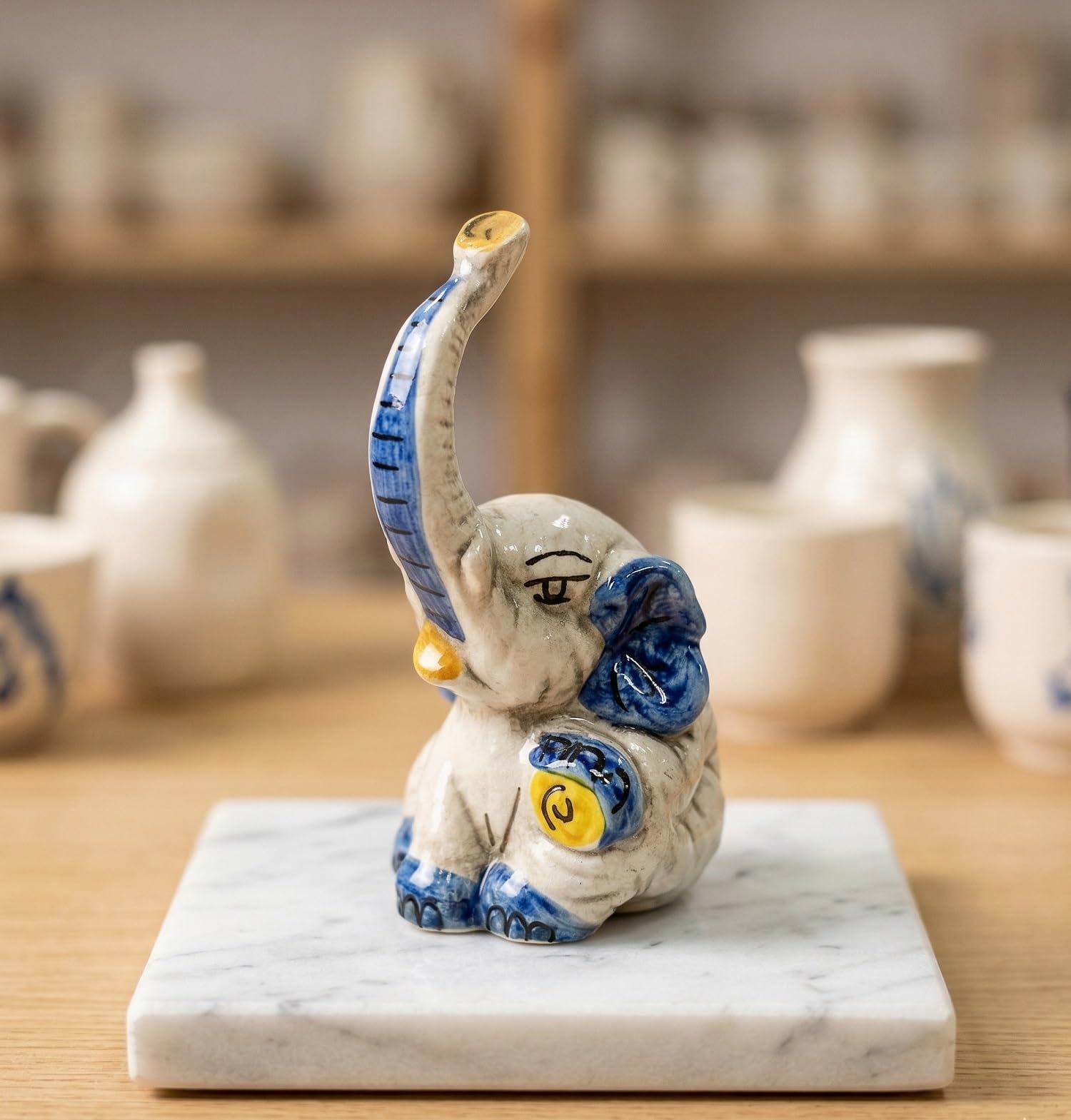 Éléphant en céramique Caltagirone bleu animal porte-bonheur fait main