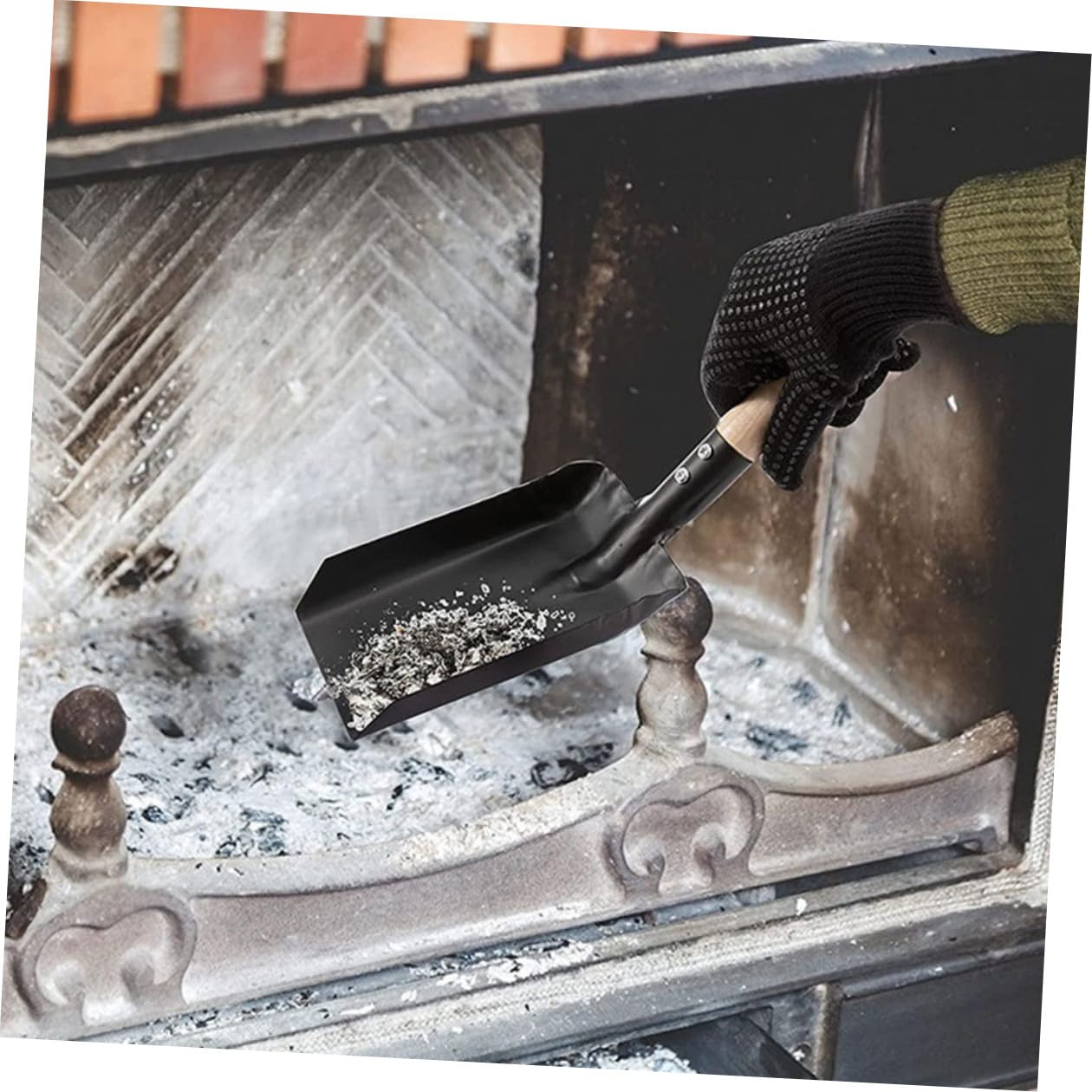 Toyvian Set Attrezzi per Caminetto Bordi Lisci Pala in Acciaio al Carbonio e Comodi da Trasportare e Spazzola in Legno Naturale per Pulizia Stufa e Casa