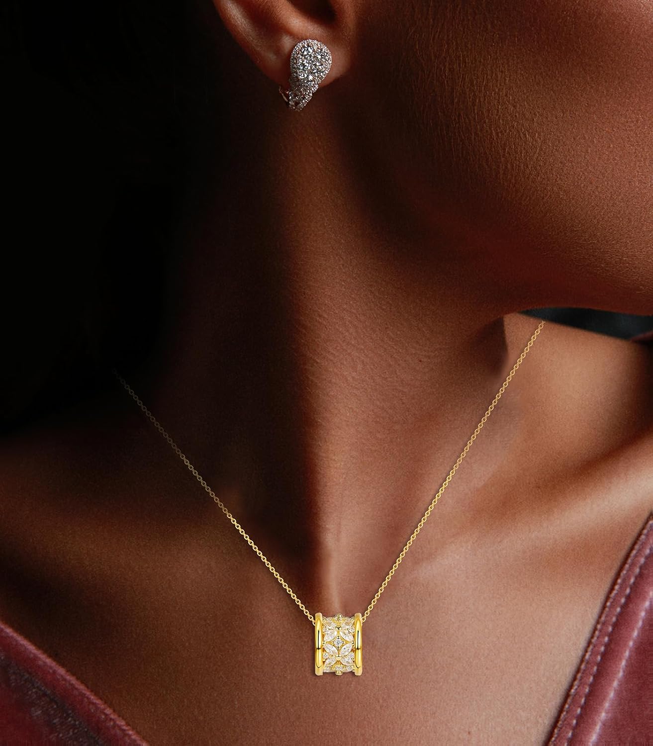 Necklace for Womens Wheel of Love Women Pendant 18k Gold-Plated Sterling Silver Modern Necklaces Fashion Jewelry