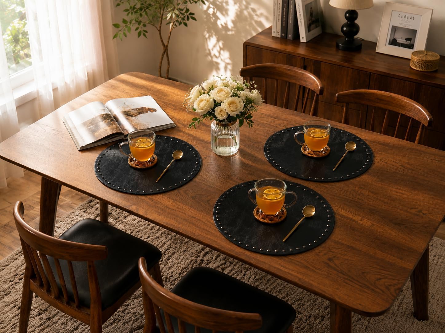 FAVE Black Faux Leather Placemats 13.78Inches Round Placemat Set of 4 Heat Resistant Place Mats with Rivets Placemat for Wedding, Banquets, Birthday, Party, Restaurant (Black)