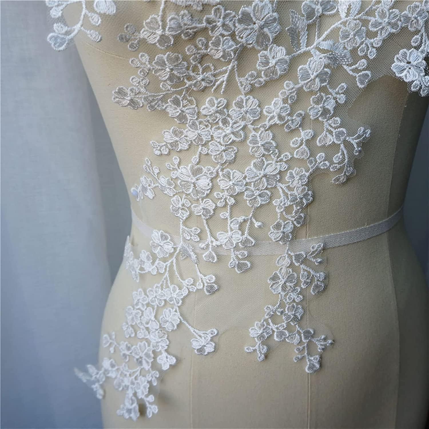 Lace Applique Floral Embroidery Sew On Patch for Wedding Dress White Embroidered Flower 30x59cm