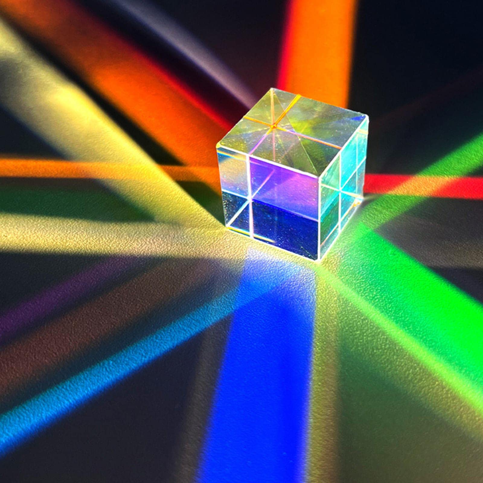 RYGRZJ Magic Prism Cube Optical Glass,Clear Glass Crystal Prism Cube Suncatcher Rainbow Maker,Science Learning Rainbow Beams Toys Educational Glass Physical Gifts