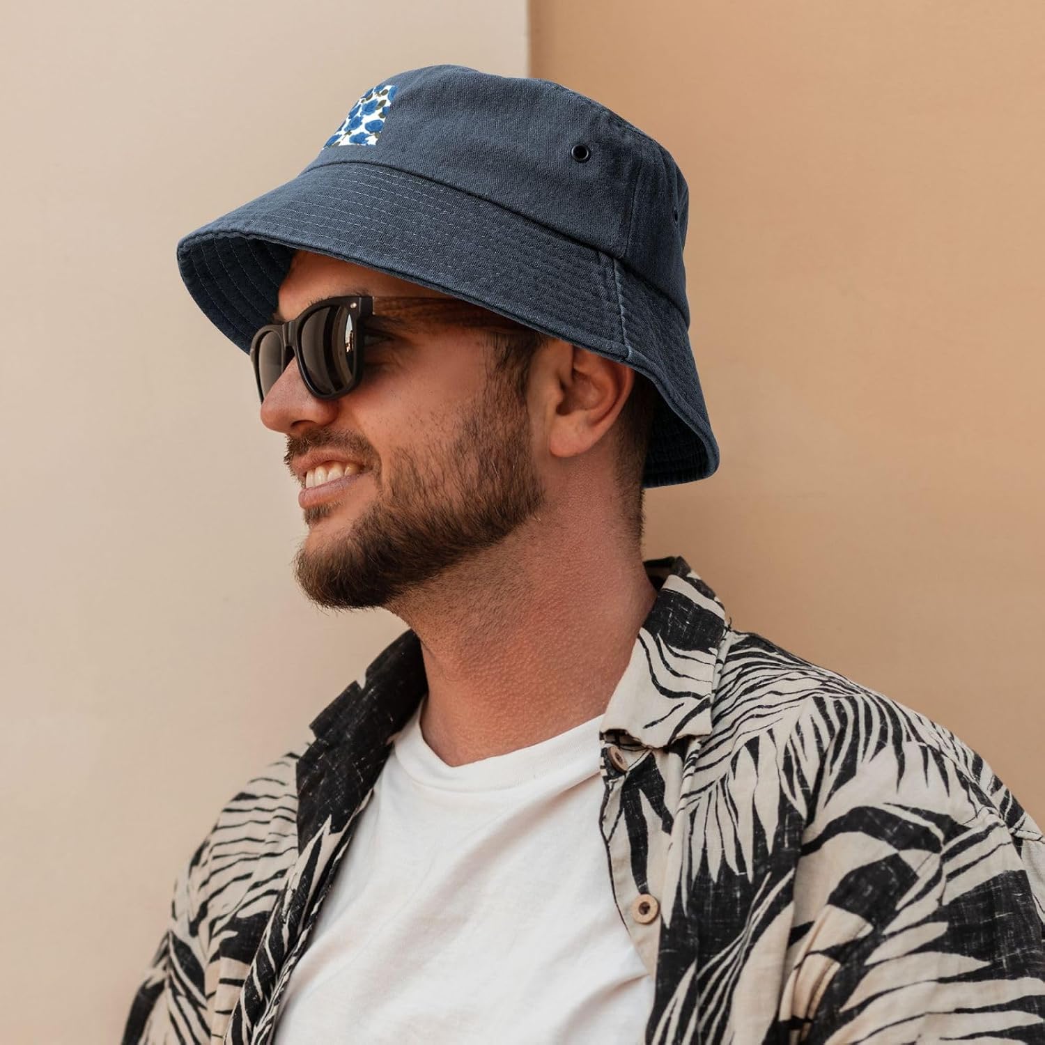 Beautiful Blue Roses Printed Cowboy Fisherman hat, Suitable for Outdoor Fishing Beach Party Fisherman hat Hip-hop hat,
