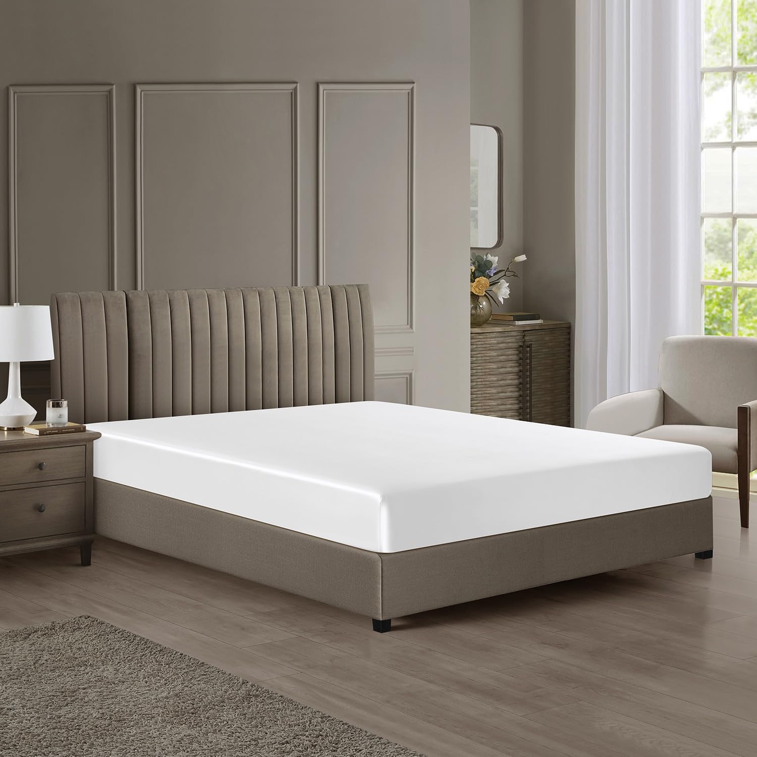 DISANGNI 22 Momme 6A Grade 100% Mulberry Silk Fitted Sheet, Oeko-Tex Certified, 1 Piece Luxury Soft Silk Fitted Sheet, Deep Pocket (Cream White, 180x200+30cm)